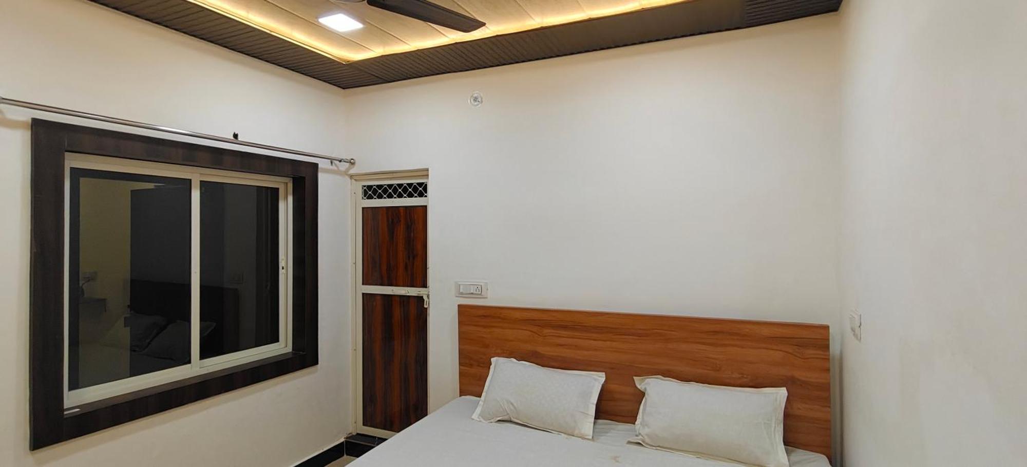 Hotel Mashaal- A Light Lit By Vidhata Jhansi Luaran gambar